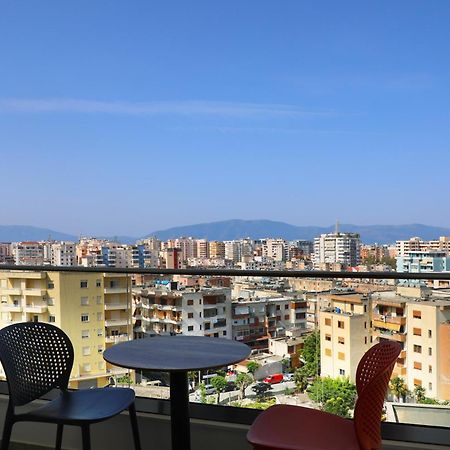 Hotel Vd Roleks Vlore Exterior photo
