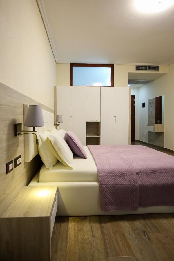 Hotel Vd Roleks Vlore Room photo